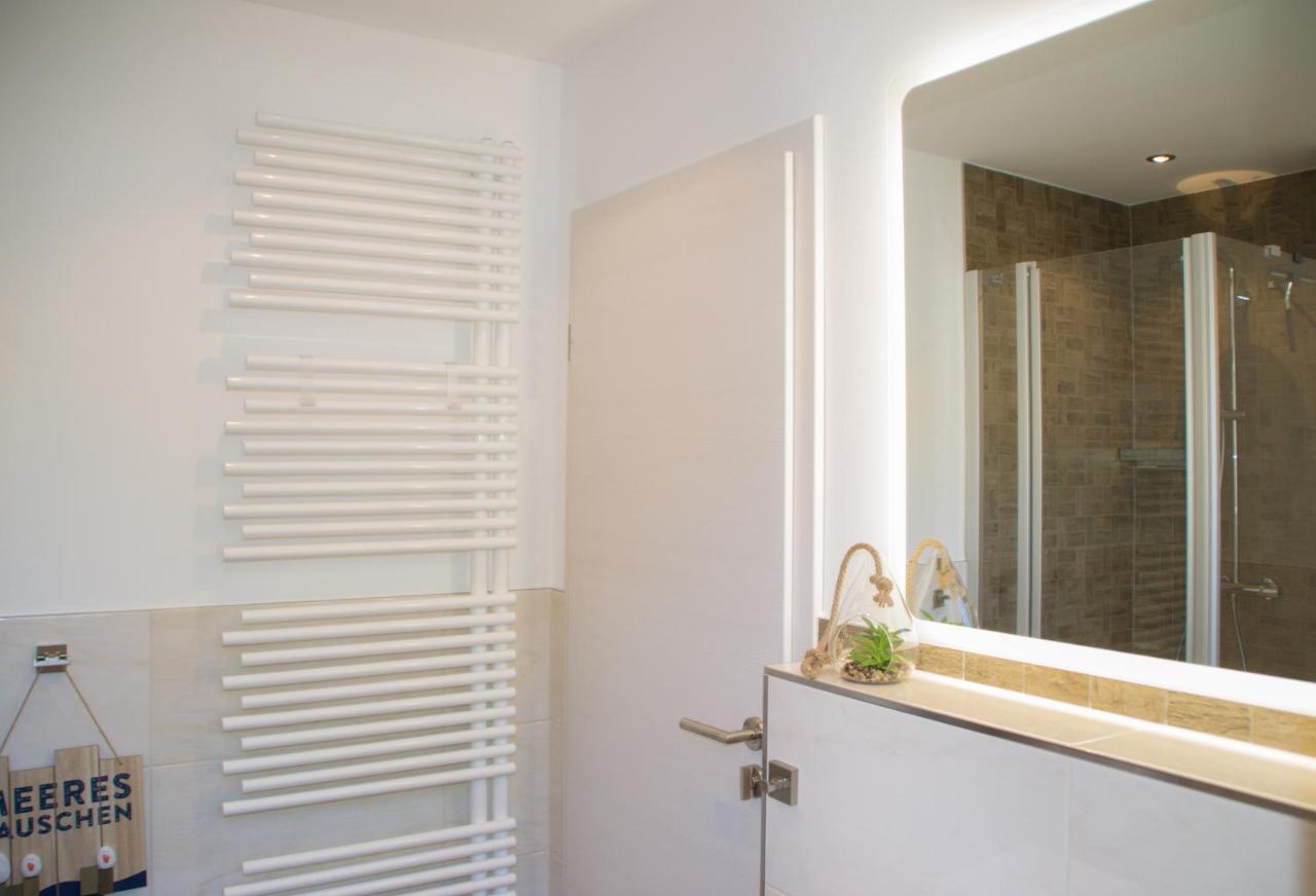 Ferienappartement Mit Seeblick In Der Villa Columba Sellin  Exteriör bild